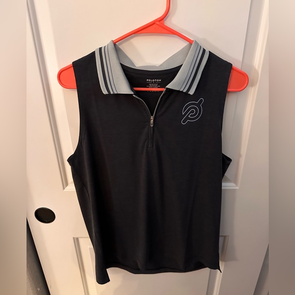 Peloton Navy Sleeveless Cycling Top Size L